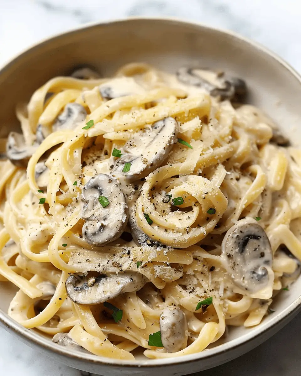 Creamy Mushroom Pasta with Turkey Bacon: Indulgent Comfort Food